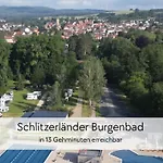 Storchennest - Scandi Style - In Der Historischen Hinterburg - Mit Aufzug, Parkplatz & Garten - Nahe Fulda Und Bad Hersfeld Schlitz