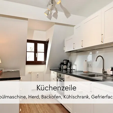 Storchennest - Scandi Style - In Der Historischen Hinterburg - Mit Aufzug, Parkplatz & Garten - Nahe Fulda Und Bad Hersfeld Apartmán